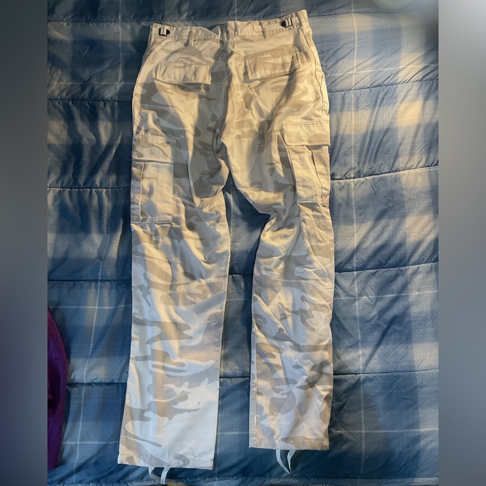 Camouflage Patterned Pants - image 2